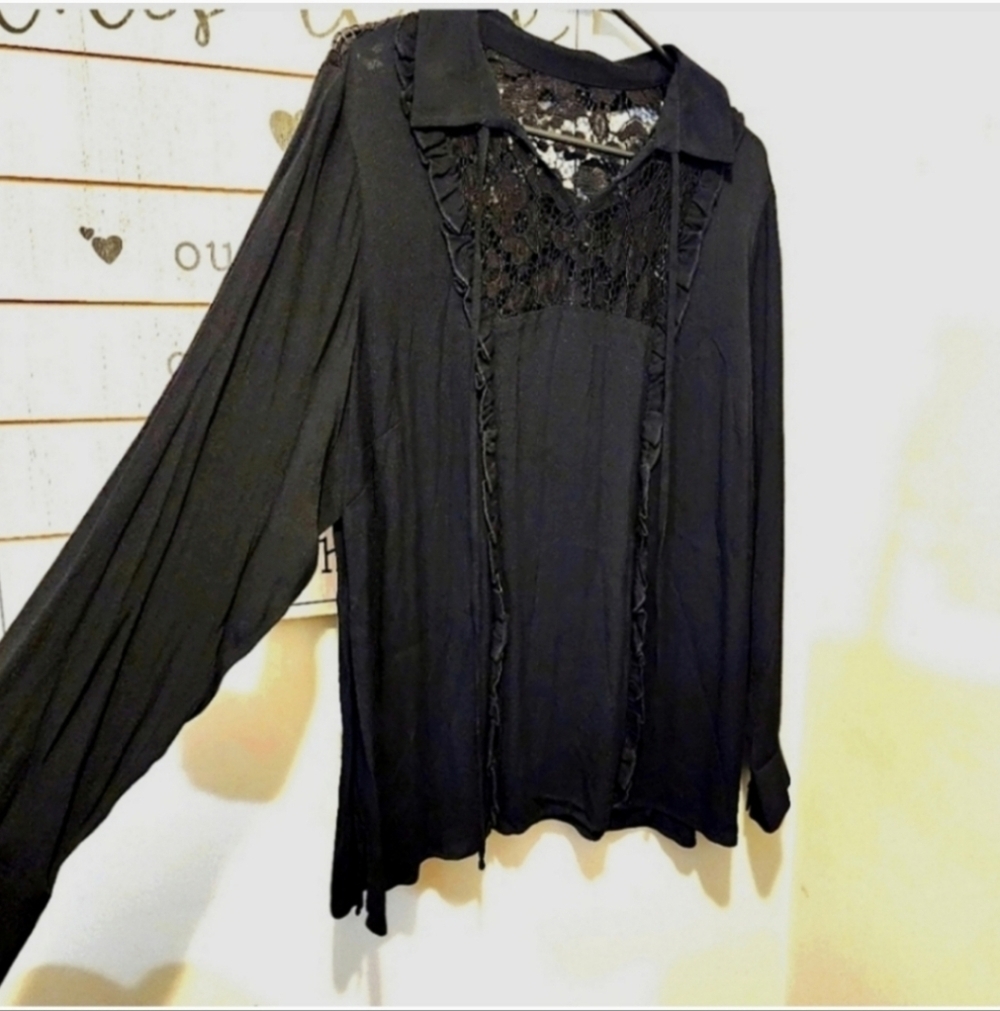 Zara  size 18 blouse